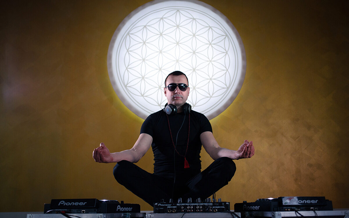 DJ Cosmin Künstlerfoto DJ Cosmin Künstlerfoto